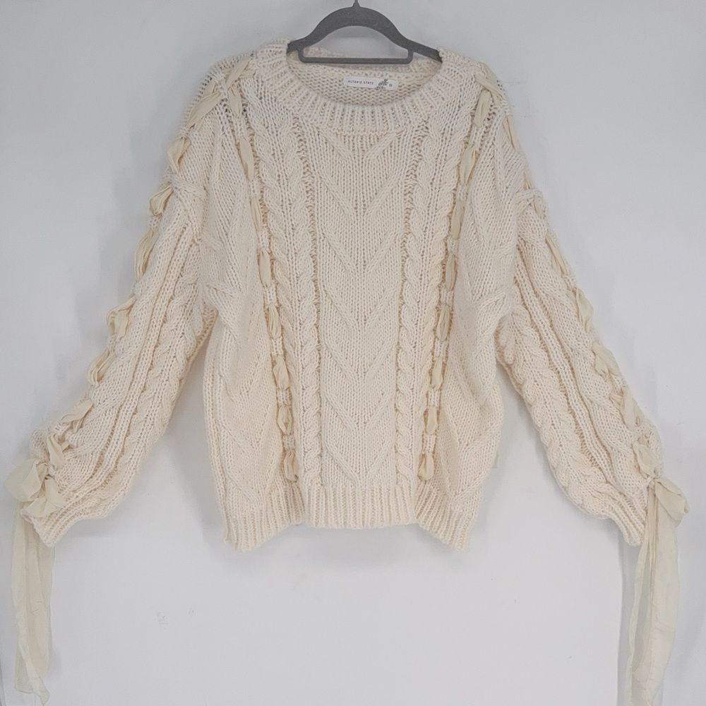 Altard state Cream Cable Knit Sweater size Xs oversize